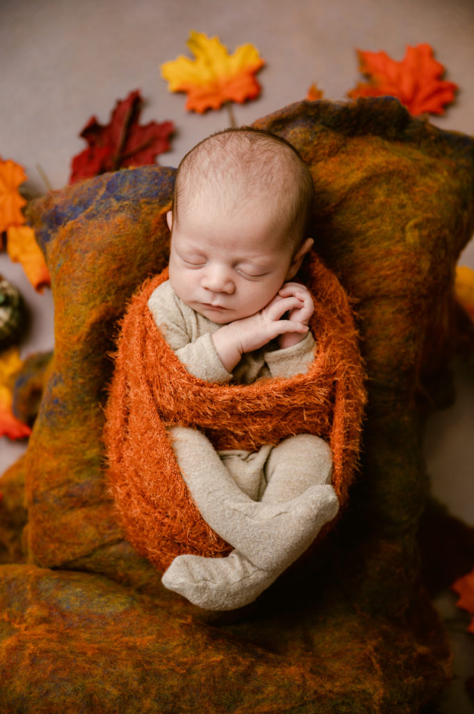 Safely posed newborn portraits in MN
